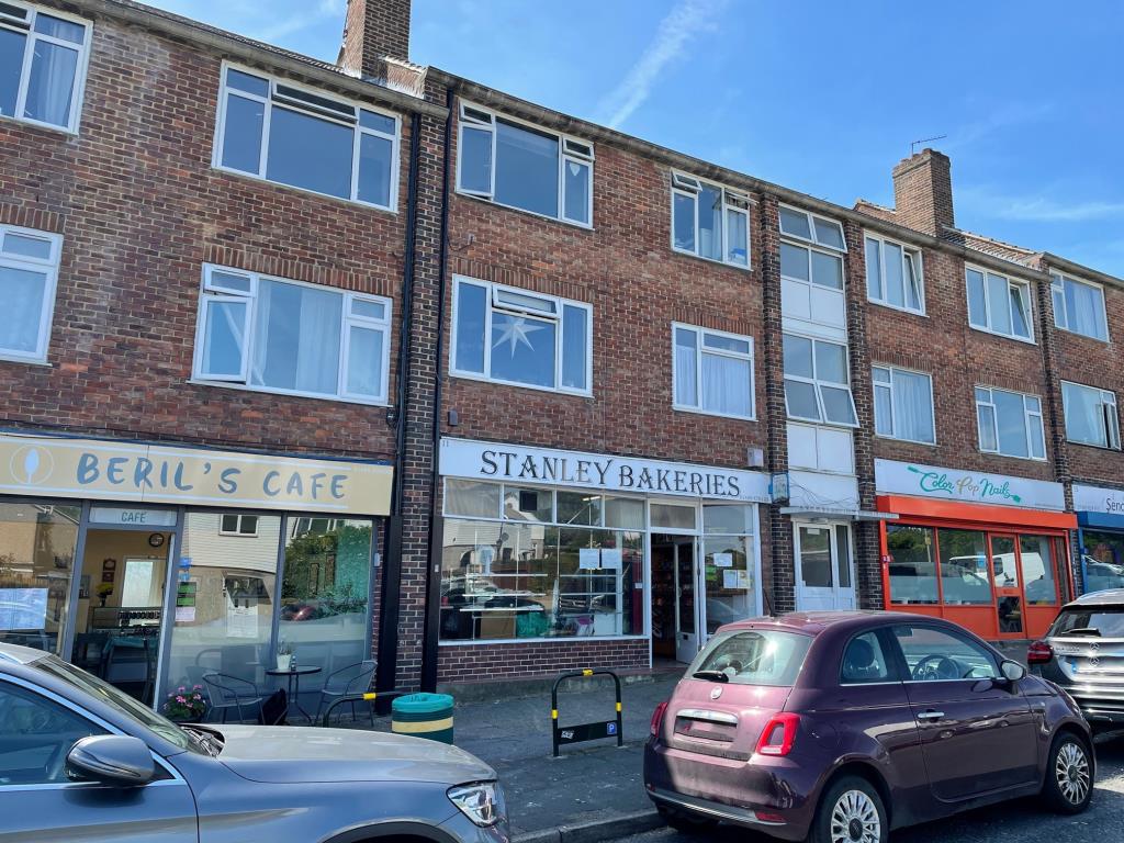 Lot: 51 - VACANT LEASEHOLD SHOP UNIT -